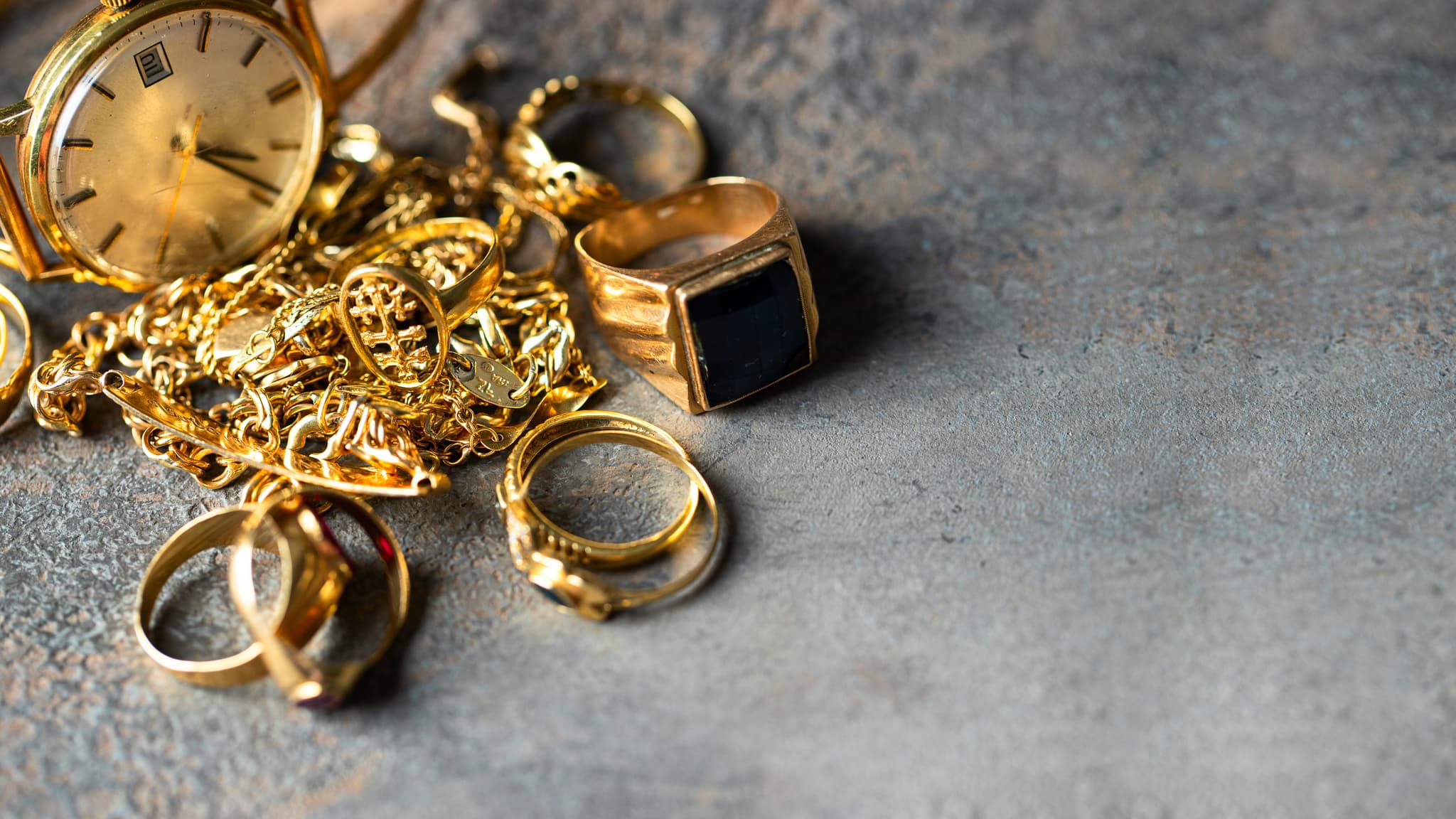 Gold Jewellery buying service - National Gold UK